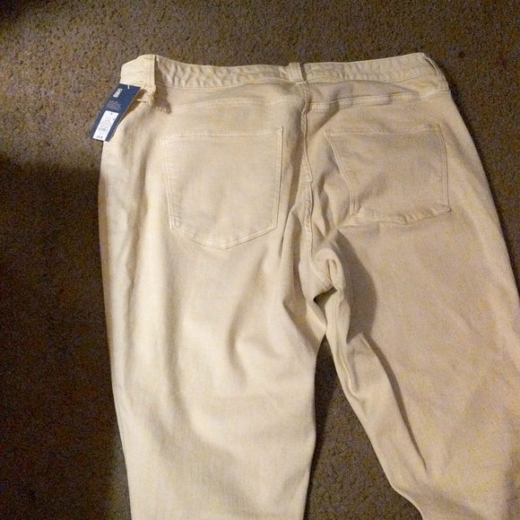 High rise skinny jeans. Tan size 17R new with tags. Bought at Target - Picture 1 of 4